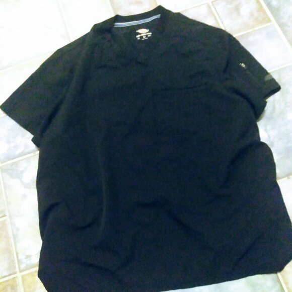 Ladies size 3x Dickies black active scrub top - Picture 1 of 5